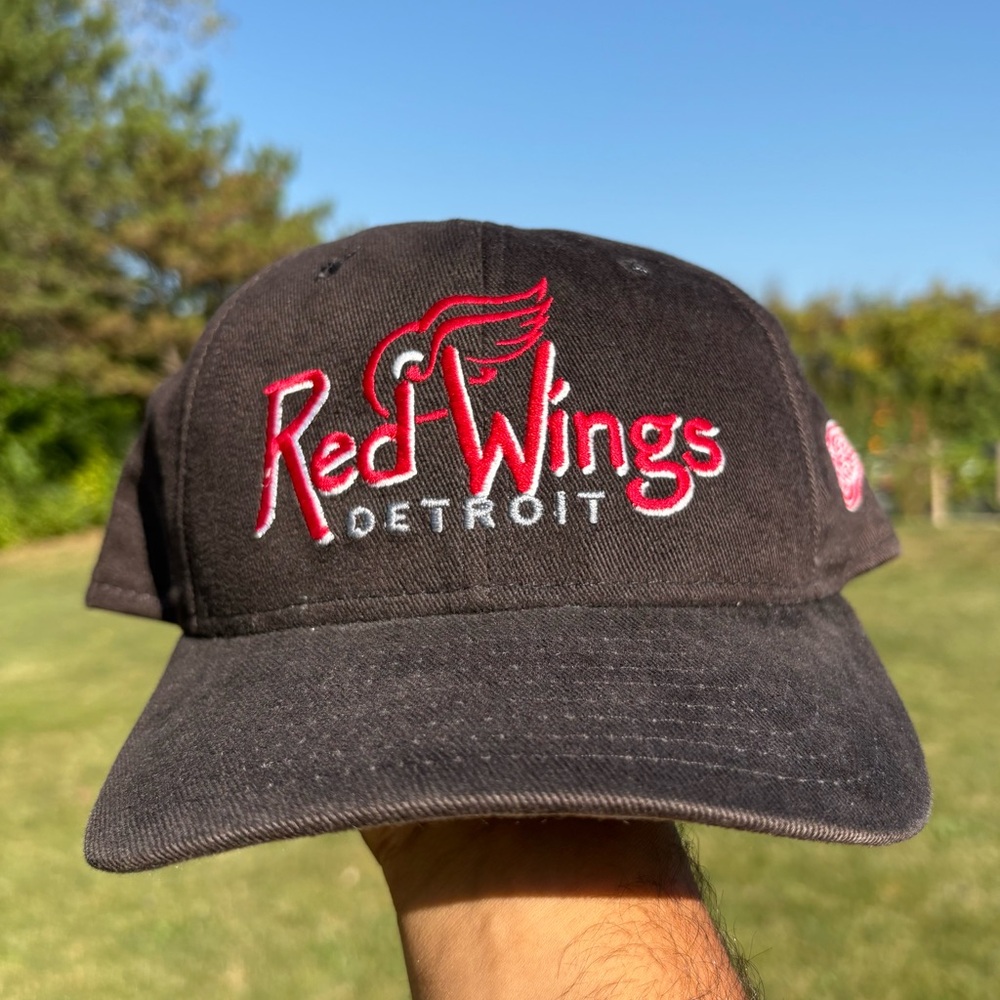 Detroit Red Wings NHL New Era Made in USA Vintage 80s Snapback OSFA Hat Cap